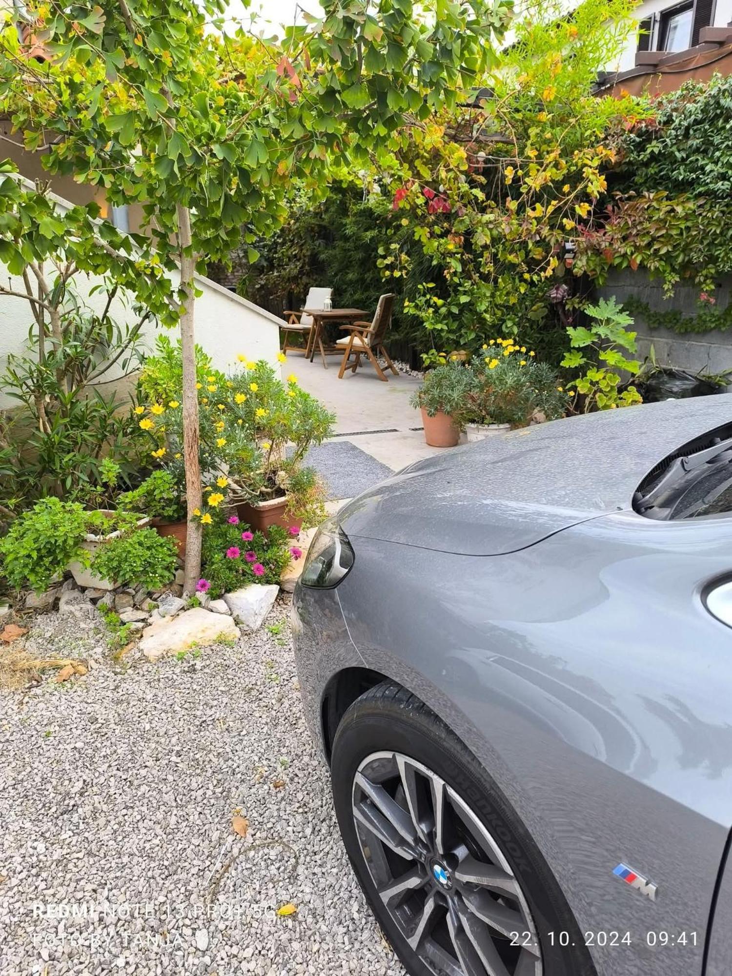 Apartma Rea Izola, Pergola & Terassa, Parking Extérieur photo